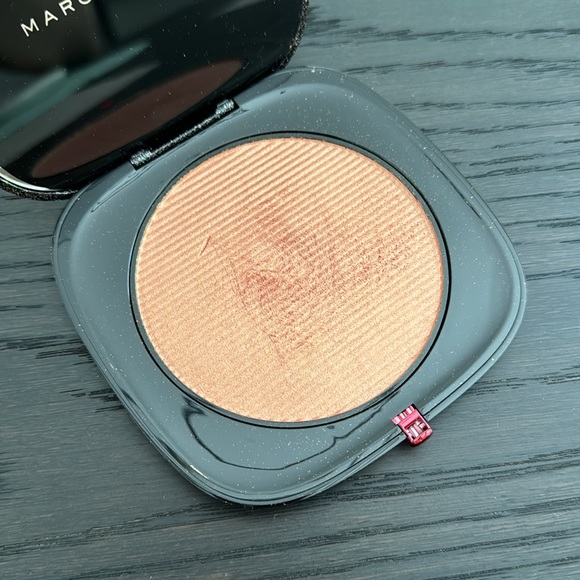 Marc Jacobs O Mega Glaze All-over Foil Luminizer - 82 Jet Girl - Picture 2 of 3
